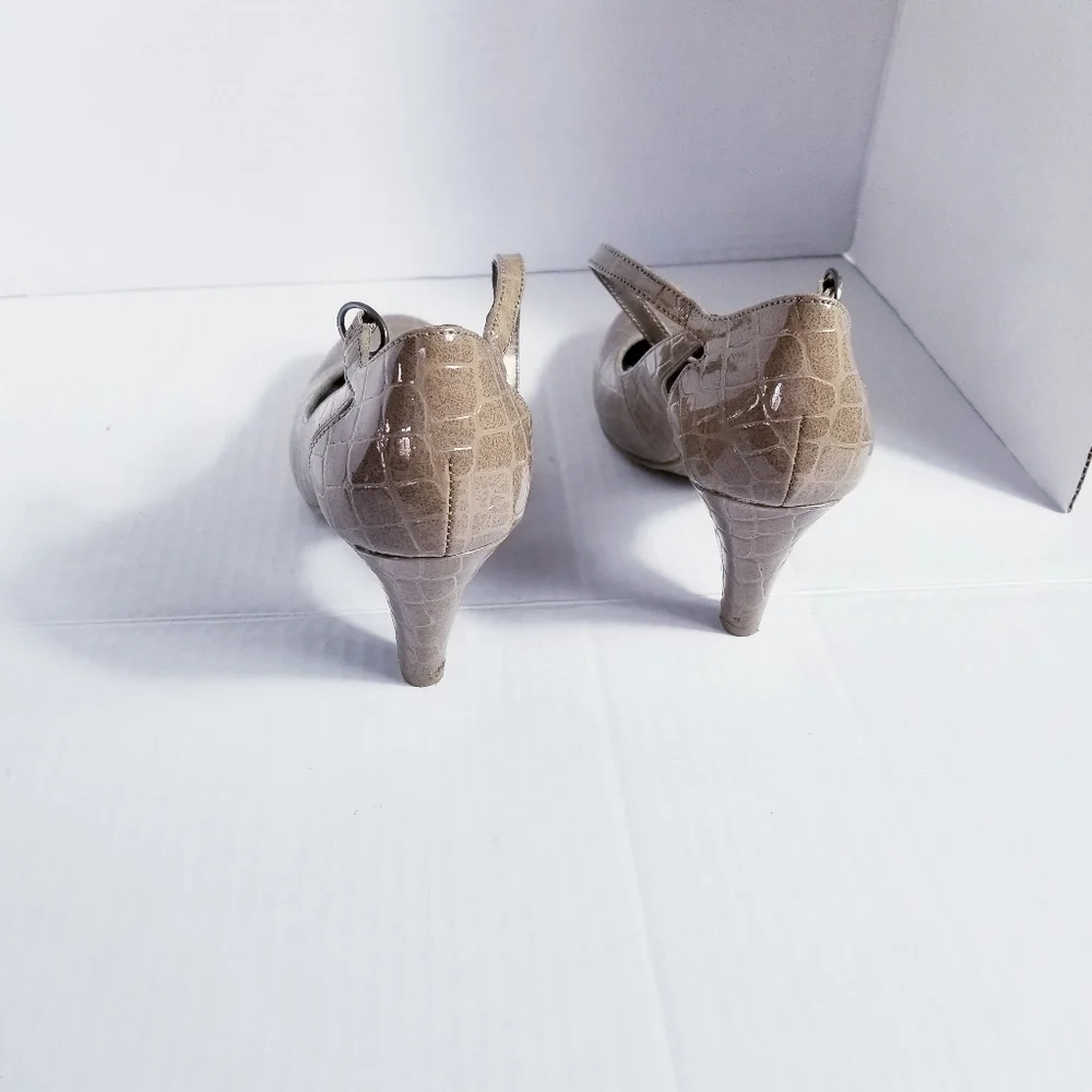 SAM & LIBBY TEXTURED HIGH HEEL TAN SHOE SIZE 6